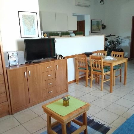 Apartman Garma ロヴィニ エクステリア 写真