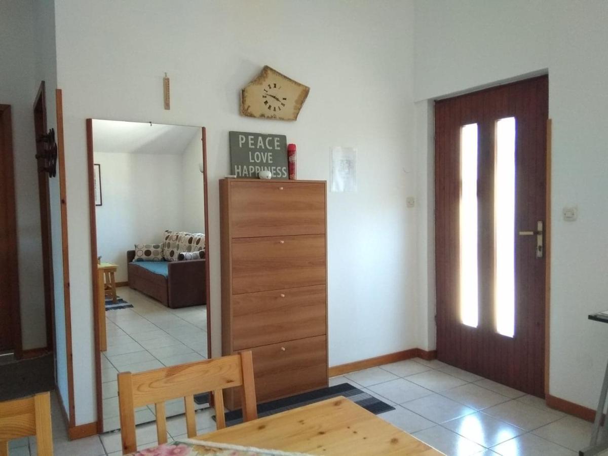 Apartman Garma ロヴィニ エクステリア 写真