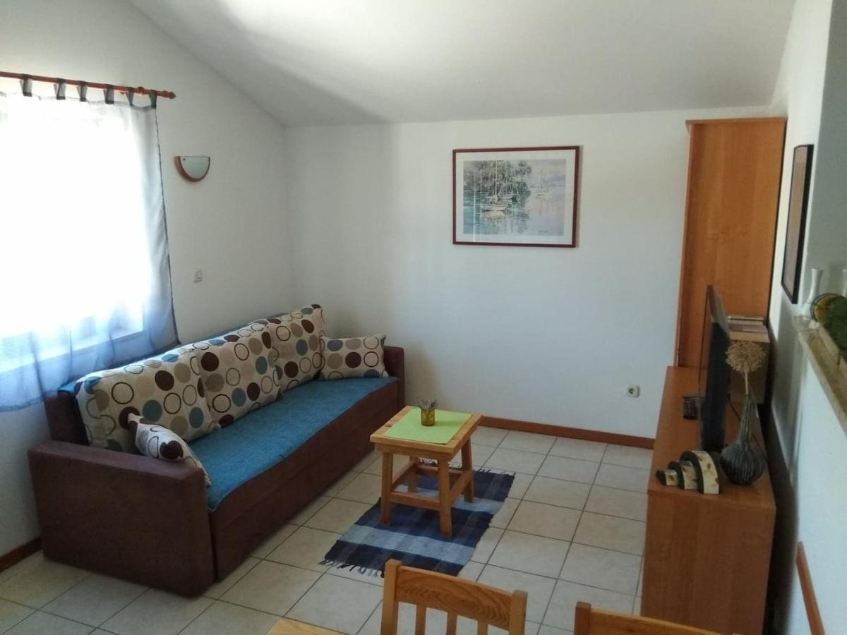 Apartman Garma ロヴィニ エクステリア 写真